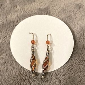 Silver Twist Amber hook earrings